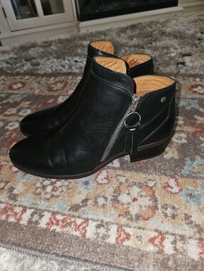 PIKOLINOS 'Daroca' Gorgeous Black Zip Ankle Boots Size 10.5-11/41 Pre-owned!